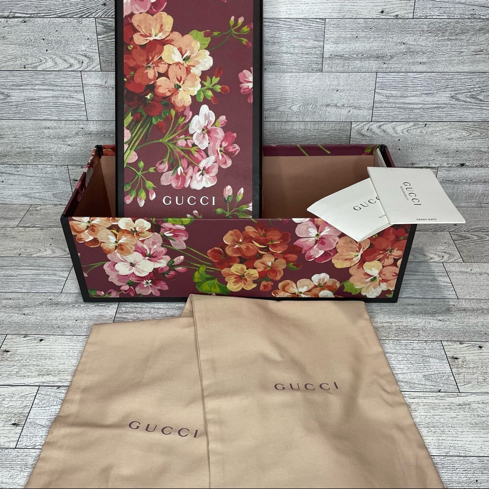 GUCCI Box & Dust Bag